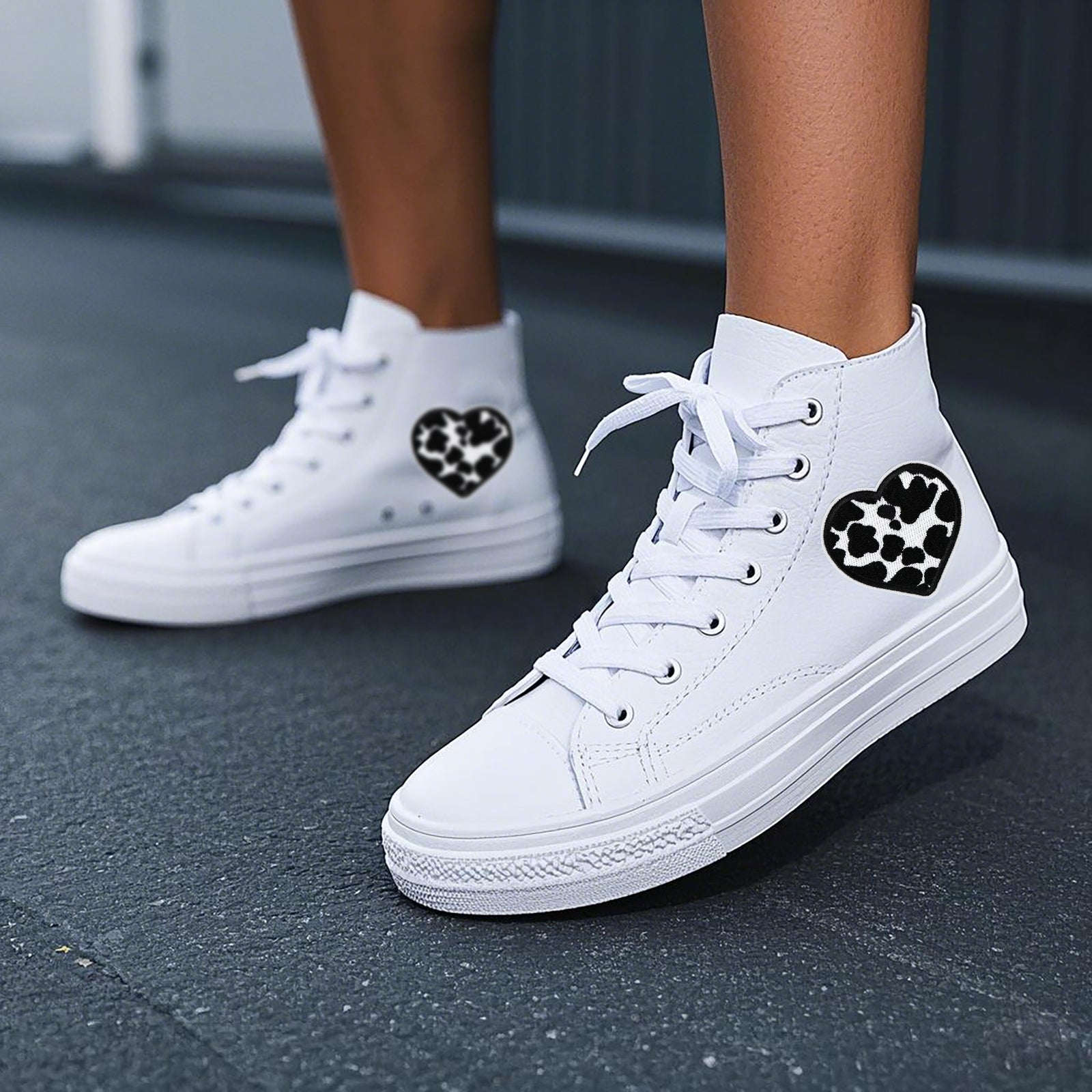 6Pcs Heart Shape Cow Print Embroidered Patch